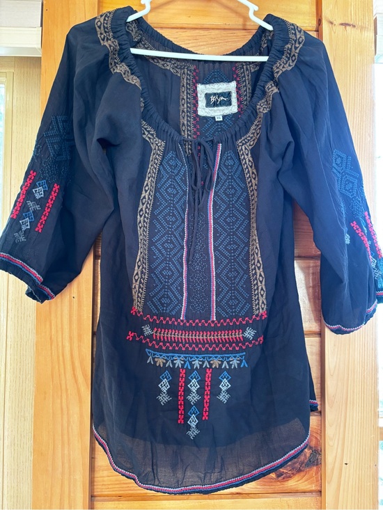 Johnny Was Tops - Johnny Was BIYA Lavina Embroidered Tunic